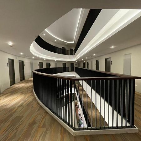 Roxy Hotel Serian Ngoại thất bức ảnh