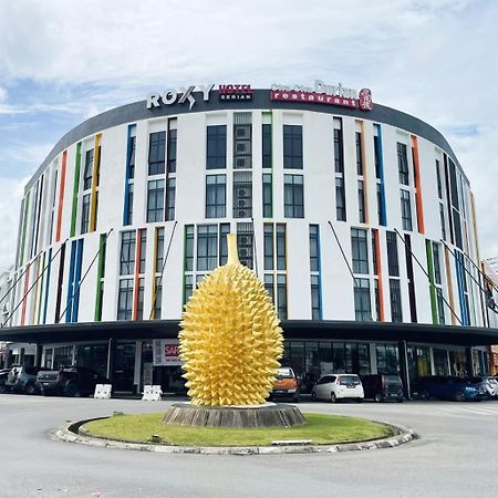 Roxy Hotel Serian Ngoại thất bức ảnh