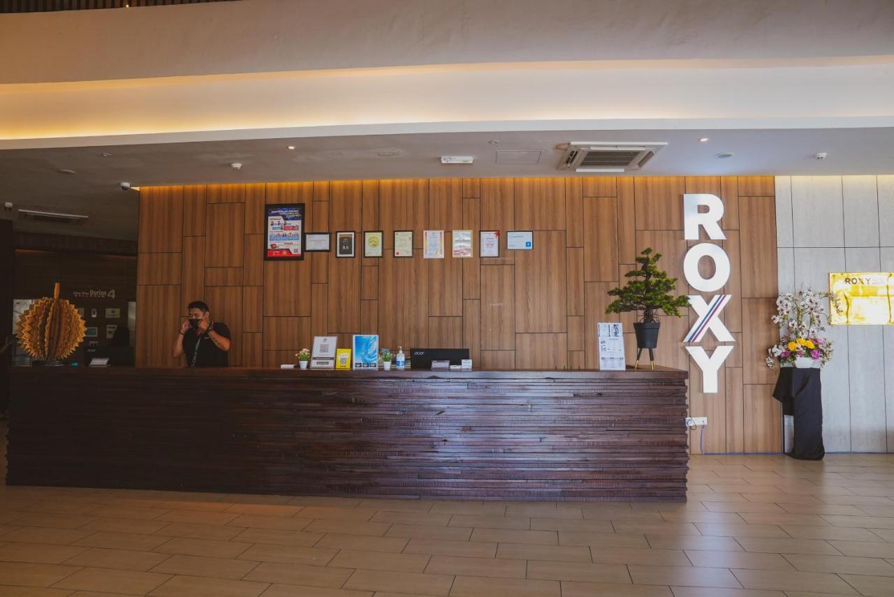 Roxy Hotel Serian Ngoại thất bức ảnh