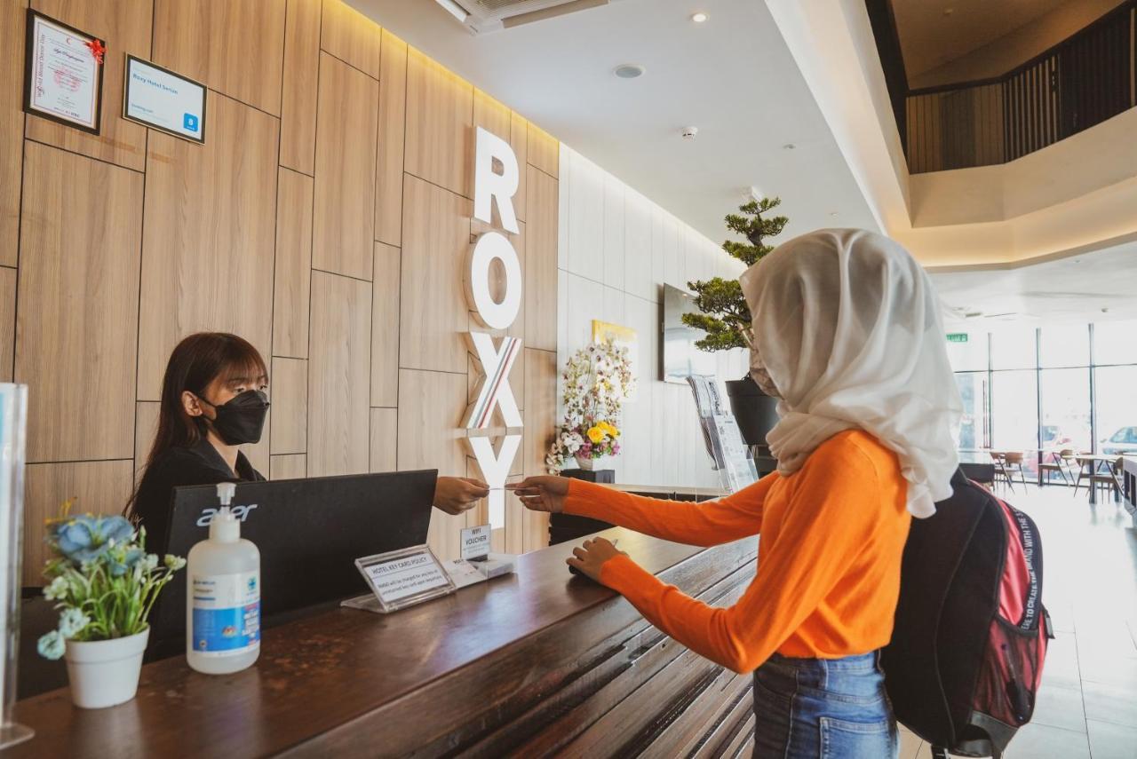 Roxy Hotel Serian Ngoại thất bức ảnh