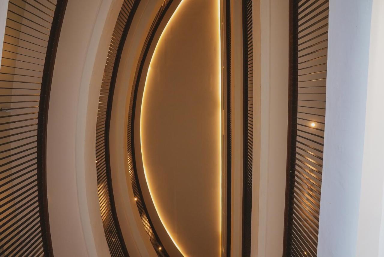 Roxy Hotel Serian Ngoại thất bức ảnh