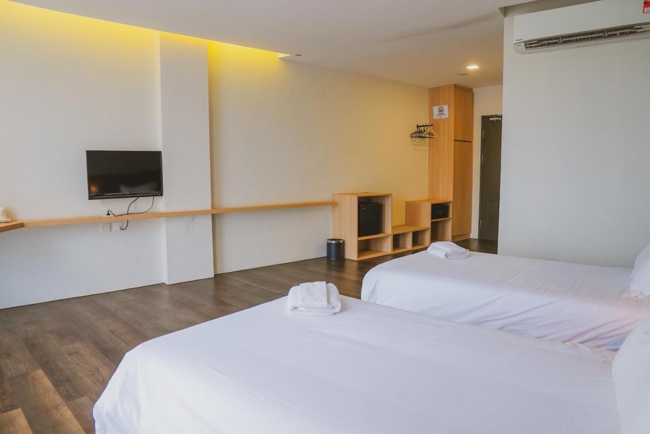Roxy Hotel Serian Ngoại thất bức ảnh