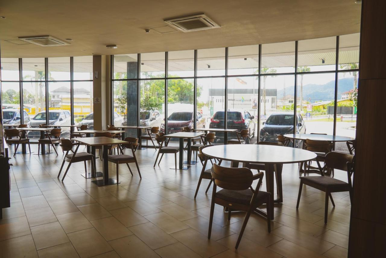 Roxy Hotel Serian Ngoại thất bức ảnh