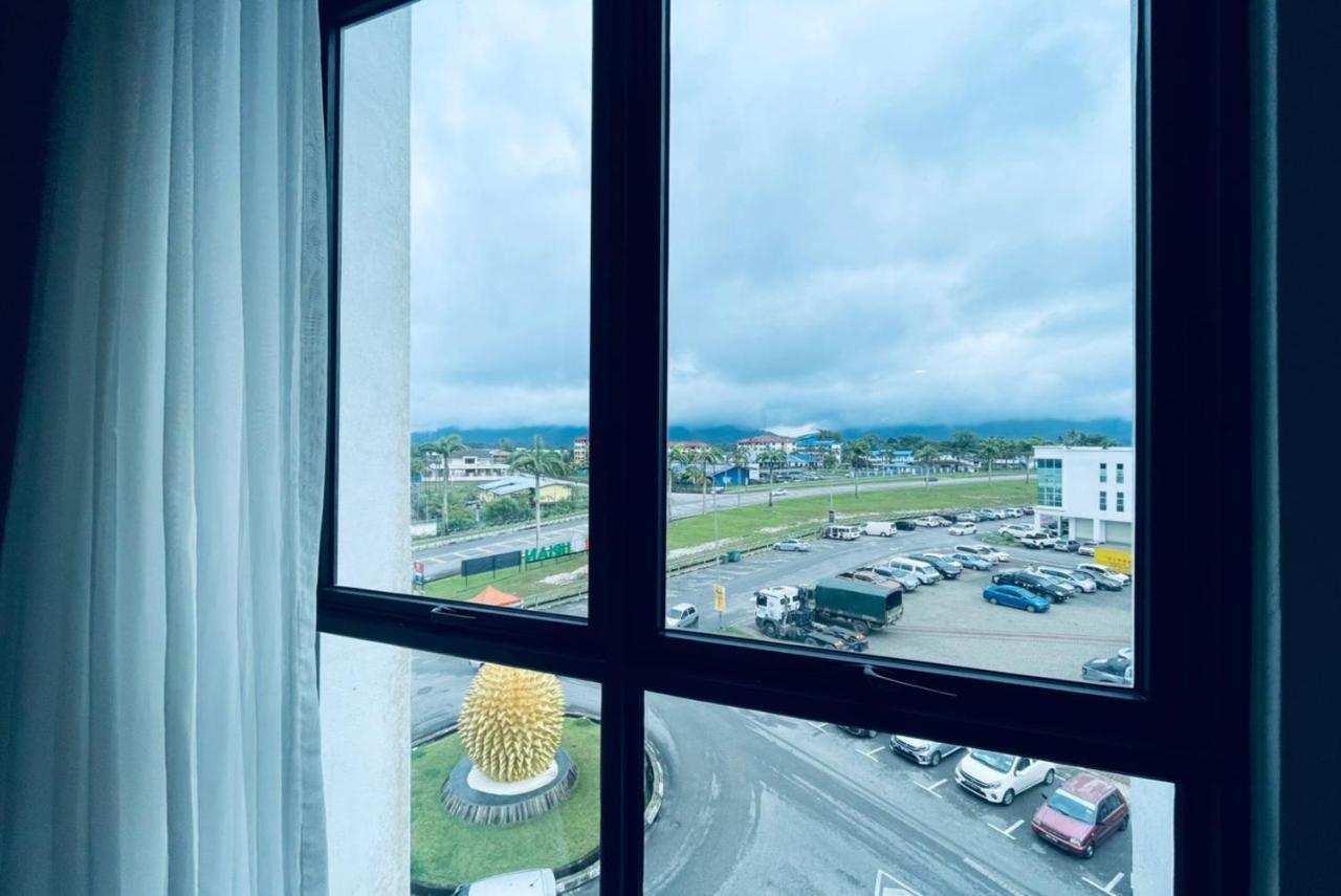Roxy Hotel Serian Ngoại thất bức ảnh