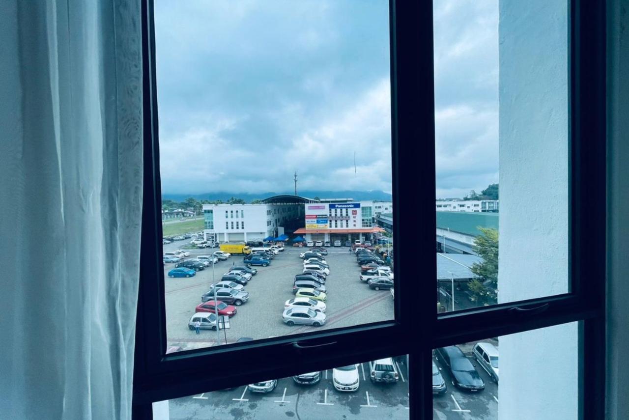 Roxy Hotel Serian Ngoại thất bức ảnh