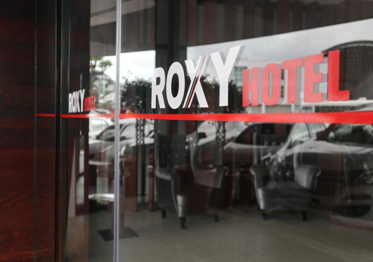 Roxy Hotel Serian Ngoại thất bức ảnh